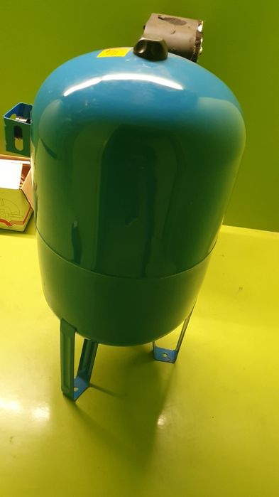 Хидрофорен съд  100л