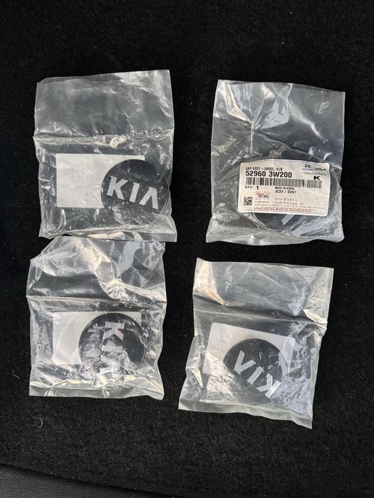 Продам колпачки для дисков KIA