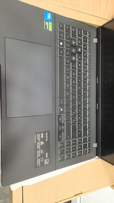 Hope Amanet P11-Asus V16 NOU/intel core 7 240H/M2 512gb/RTX4050-6gb