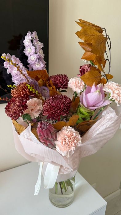 Продается букет.Новый.Покупал за 40к,отдаду за 20к.