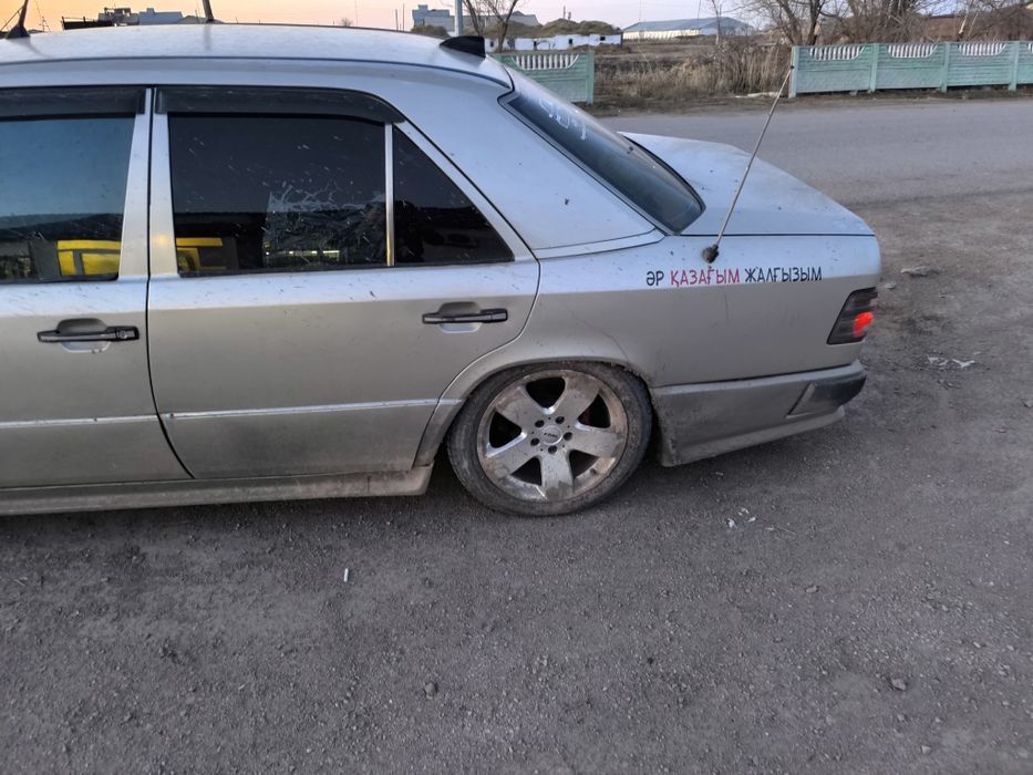 Продам диски на 17 оригинал