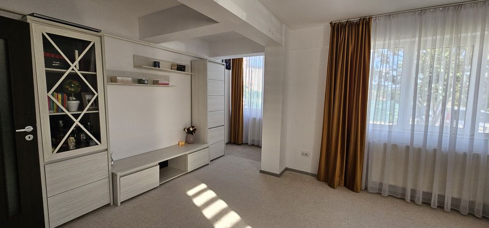 Apartament 3 camere decomandat, 84 mp, mobilat - Bucium