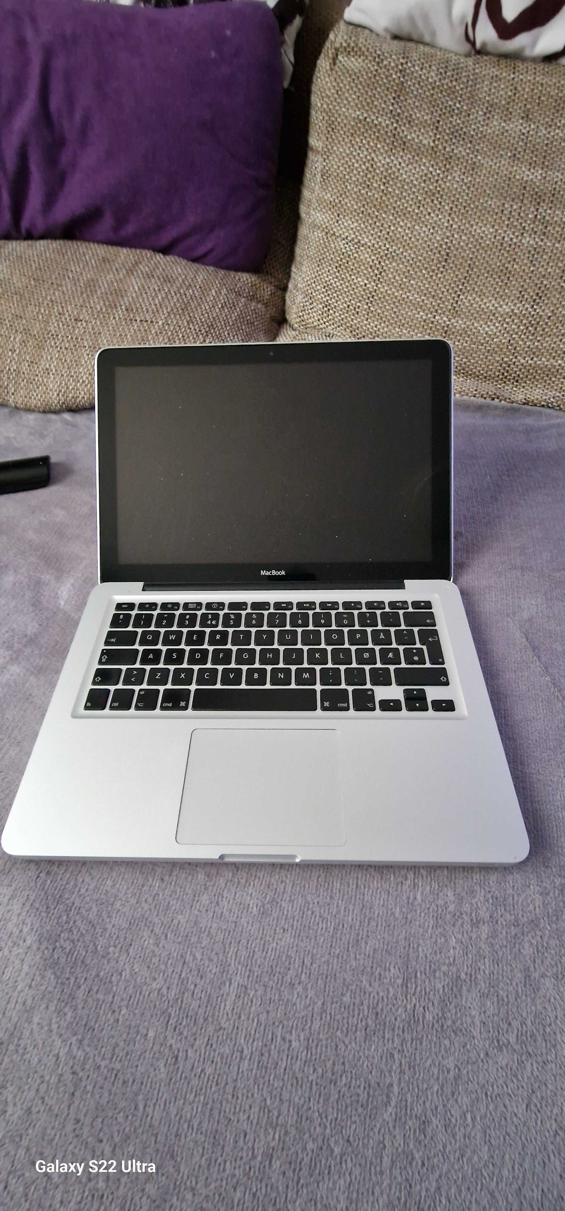 Apple MacBook Late 2008 - pentru piese