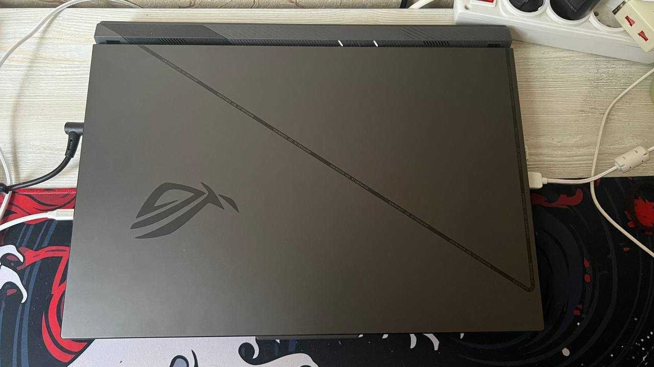 Игровой ноутбук Asus ROG Strix G18 (4060RTX_2.5 TB SSD_i7-13650)