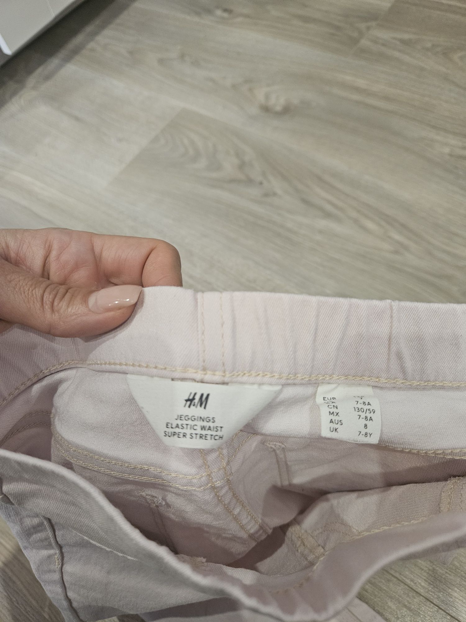 Blugi H&M si rochita Mango