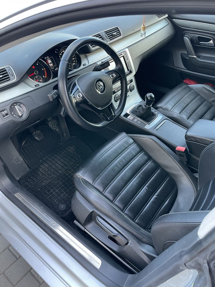 VW Passat CC 2.0 TDI 2012 | Navi MIB2 Română | Bord 3D | Cameră OEM