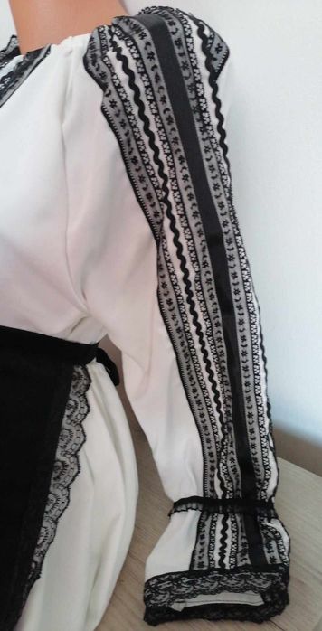 Costum popular ardelenesc nou