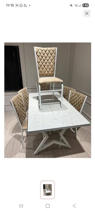 Стол и стулья срочно продам