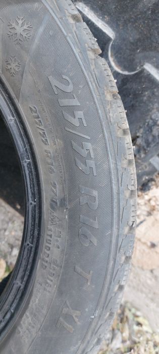 2 зимние шипованные шины Matador 215/55 R16