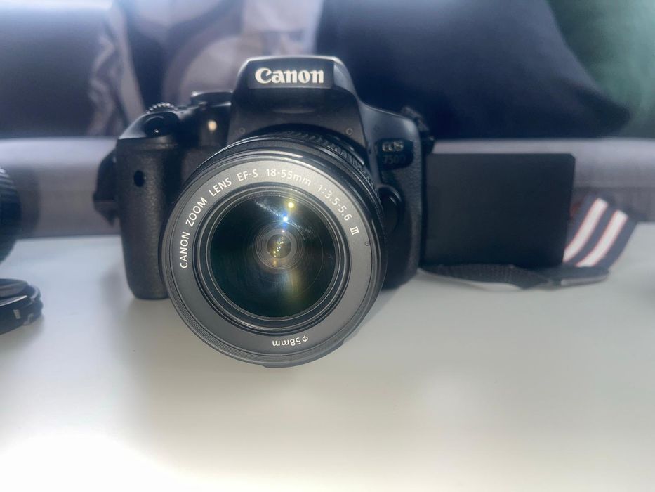 Canon 750 d + обектив 50 mm + варио обектива