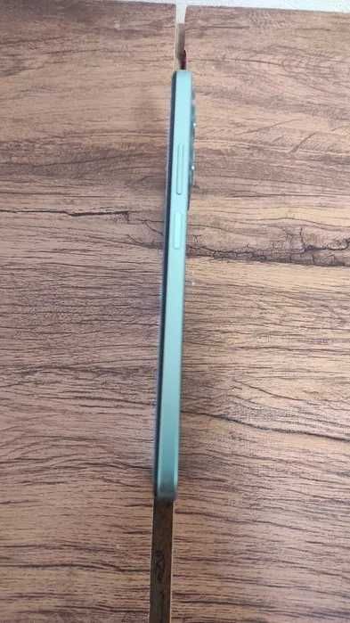 Смартфон Xiaomi Redmi Note 12