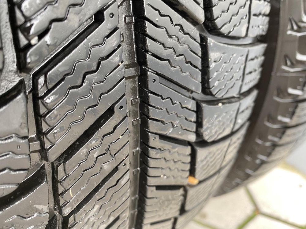 Зимни гуми 2ва броя MICHELIN X-ICE 245 50 R18 104H