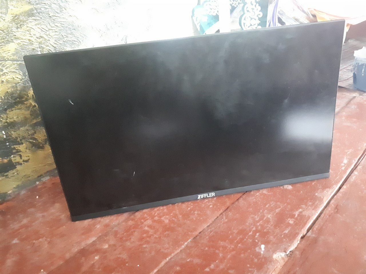 Monitor sotiladi srochna 27/24