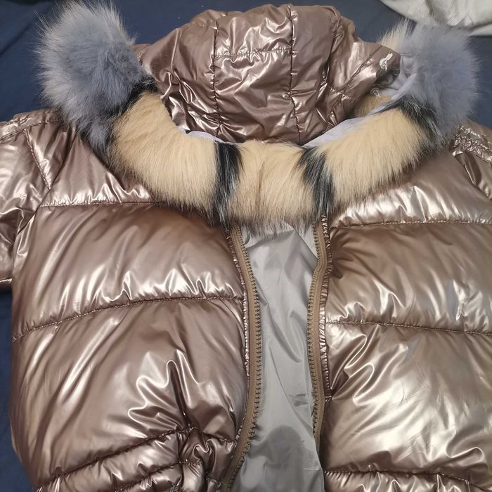 Vand geaca noua mărimea xl