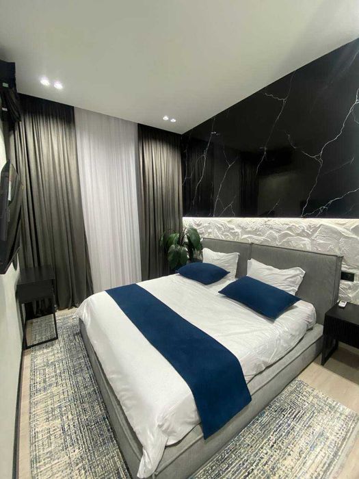 Срочно сдается 2 комнатная 60кв шикарным ремонтом метро Хамид Алимджан