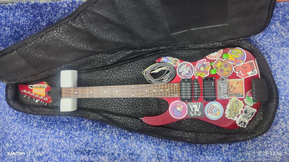 Электрогитара Lucky Star с чехлом