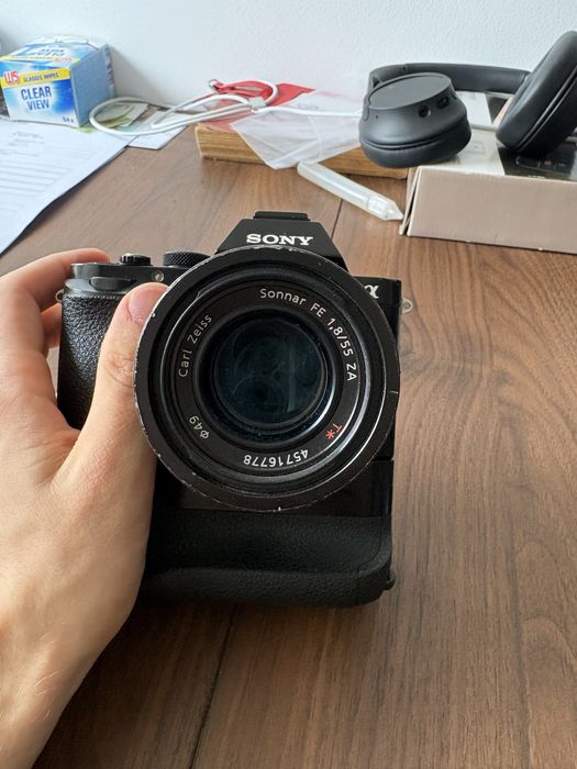 Sony Alpha 7 S cu Sonnar FE si Touit