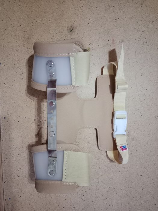 Бандаж ортопедический тазобедренный. Шина детская