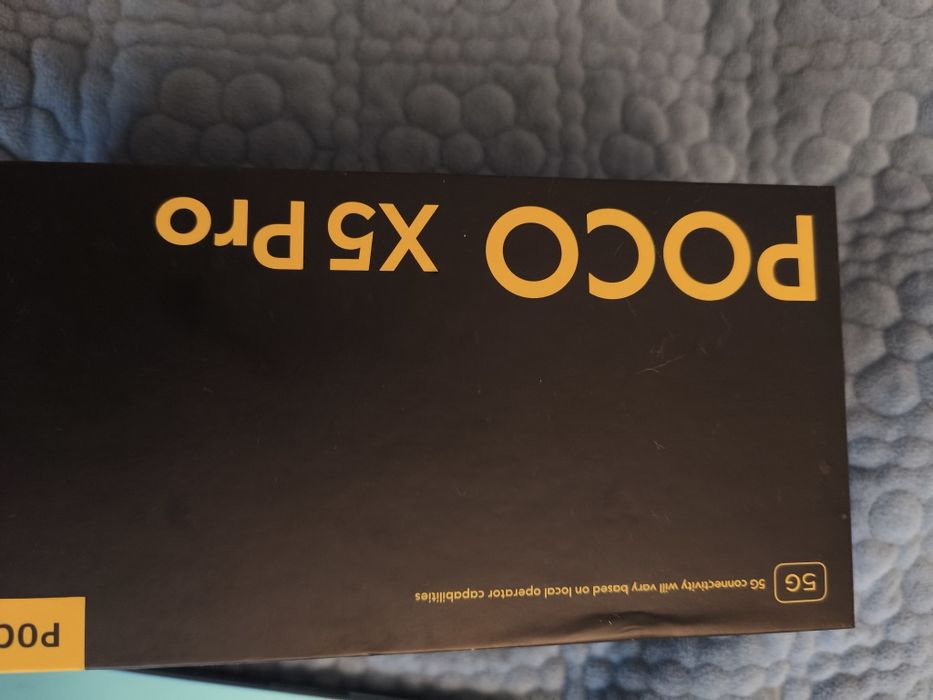 Продаю телефон поко