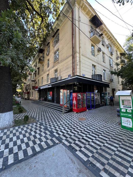 Аренда под Офис Ориентир Старт Стадион 60м2+70м2  3000м2 торг