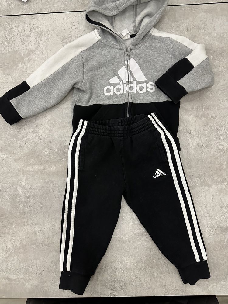 Спортивный костюм Adidas