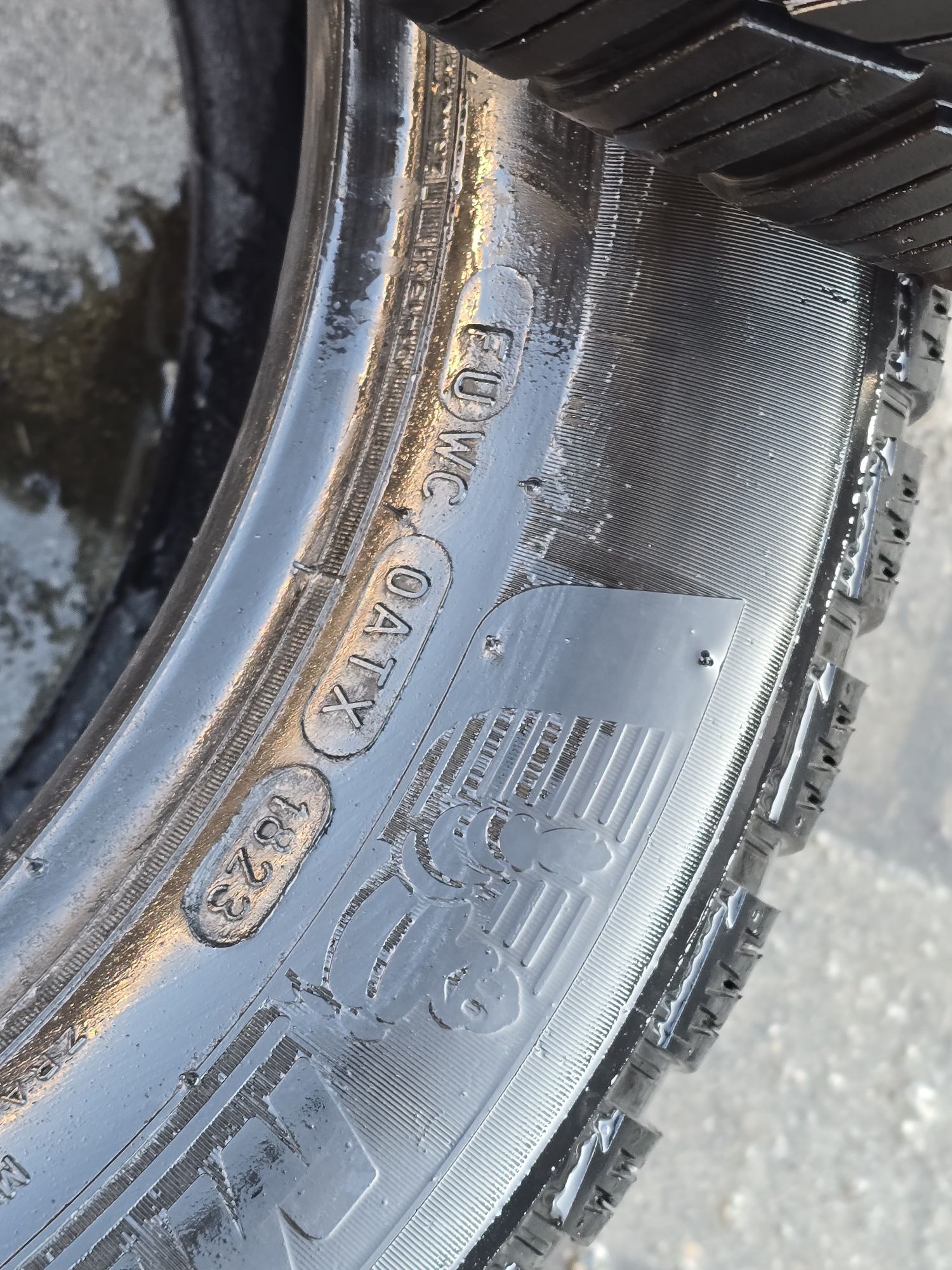 123 456 . .Michelin