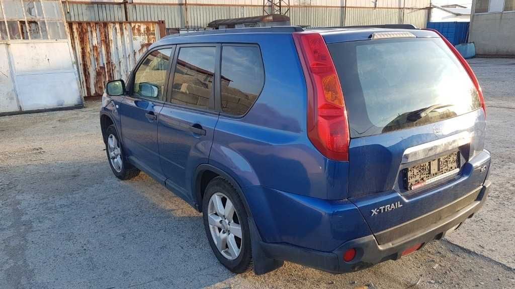 Nissan X-trail 2.0 DCI Т31 /Панорама/JVC Media/ На части