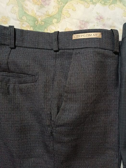 Срочно мужские брюки.