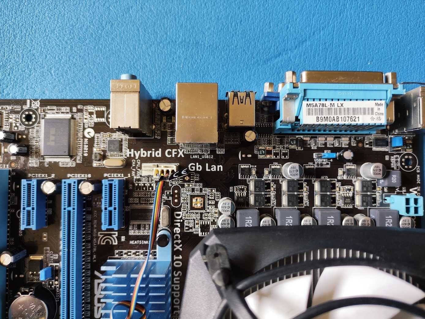 ASUS M5A78L-M LX, AM3+, Athlon II™ X2 255 3.1GHz  + Arctic Alpine 64