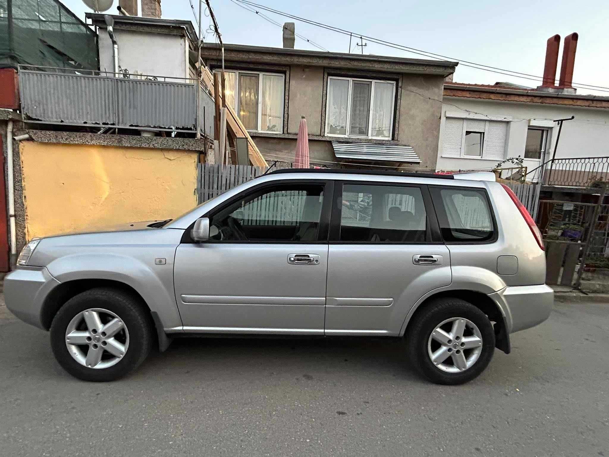 Nisan X-Trail 2.2 136кс 2003год 4х4. На части тел за връзка