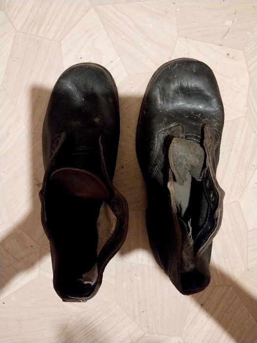 Кирзовый рабочий ботинок