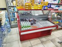 Витрина холодильник продаётся