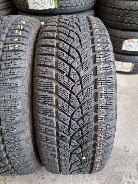 215/55/17 Goodyear 4piese