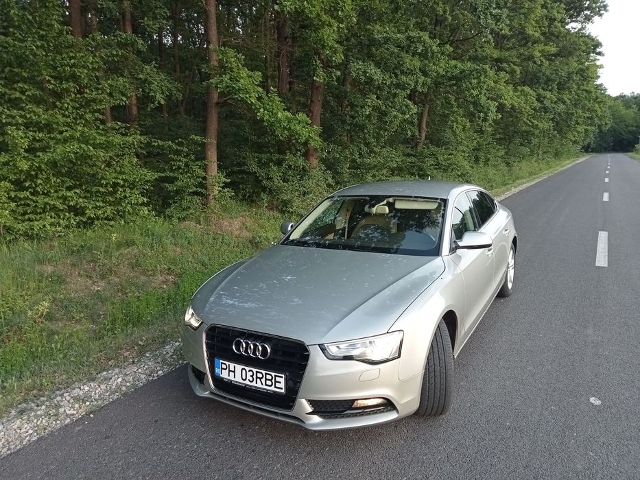 VAND URGENT !!!   Audi A5 2014 manuala tfsi 180 cp proprietar