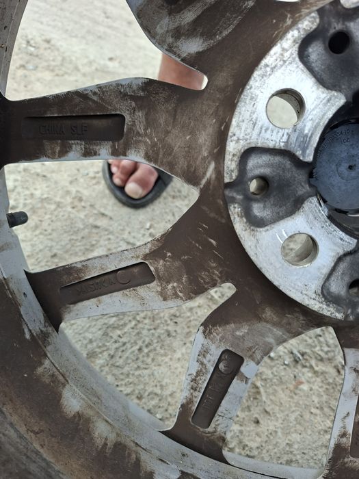 Бмв х5 х6 2021г гуми с джанти 19"