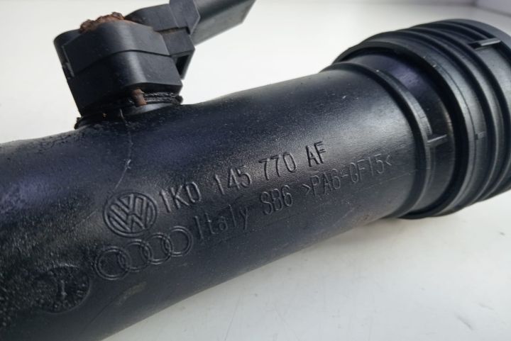 Tub  Intercooler 1K0145770AF Volkswagen VW Golf a 5-a generatie