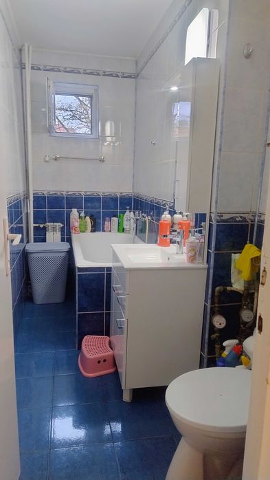 Vând apartament 3 camere Nufarul