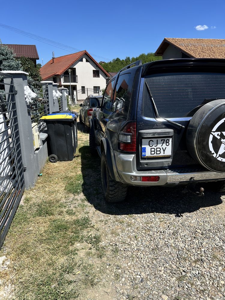 Mitsubishi  pajero mk3