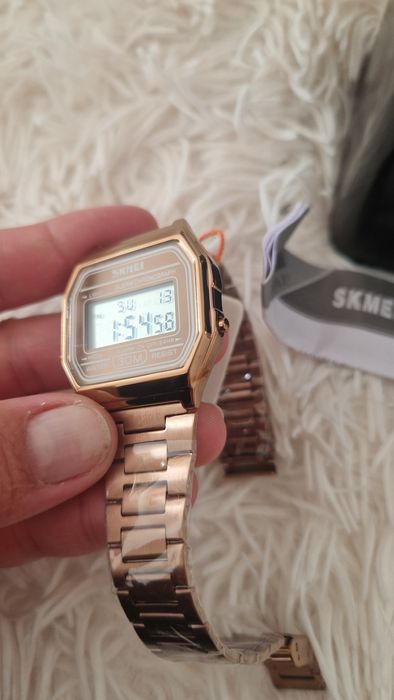 Ceas SKMEI  casual / sport  Nou !