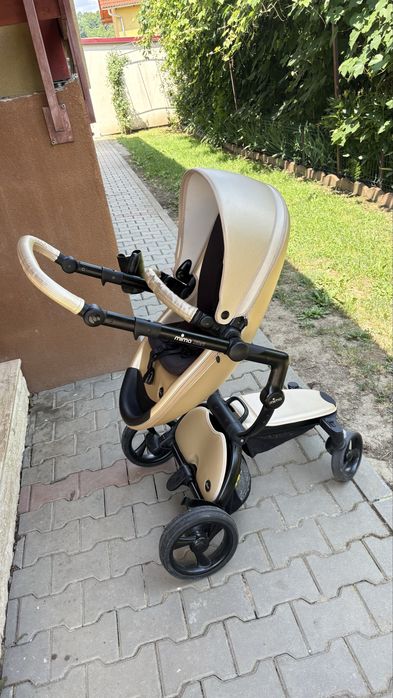 Carucior mima Xari