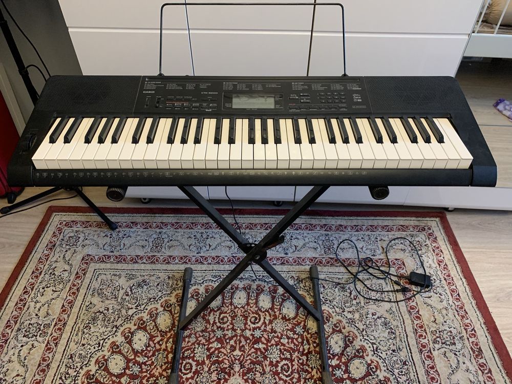 Casio CTK 3200 и стойка для клавиш