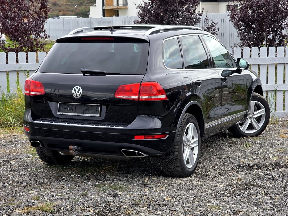 Vw touareg 3.0TDI 245CP/panoramic/bi-xenon/camere360°/4x4