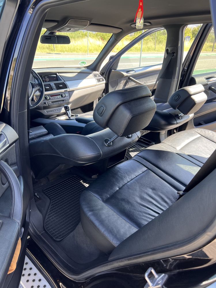 Bmw x5 xDrive an 2010 235 cp 3000cm