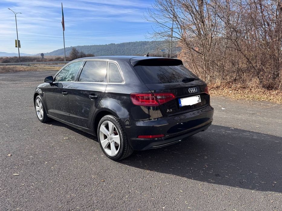 Audi A3 Sportback 1.4 TFSI G-Tron | Фабричен метан | S-Line |