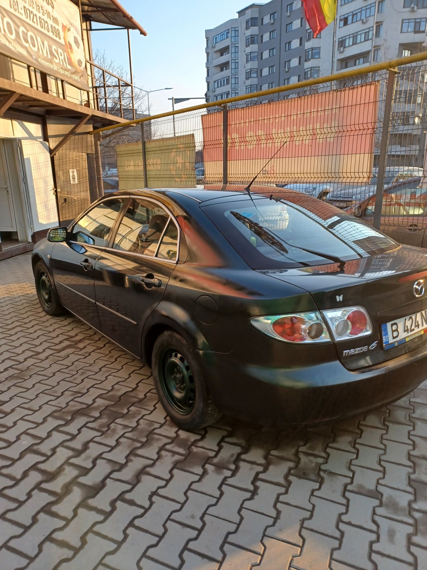 Vând Mazda 6 2004