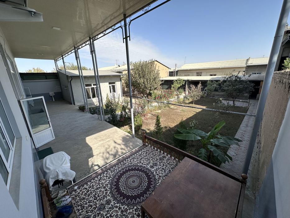 Nazarbek 8-sotix uy sotiladi