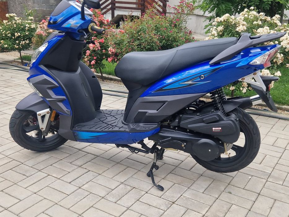 Scuter 125 cm an 2014