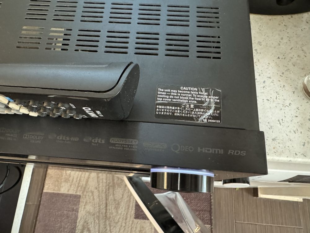 Onkyo TX-NR818 Качествен ресивър