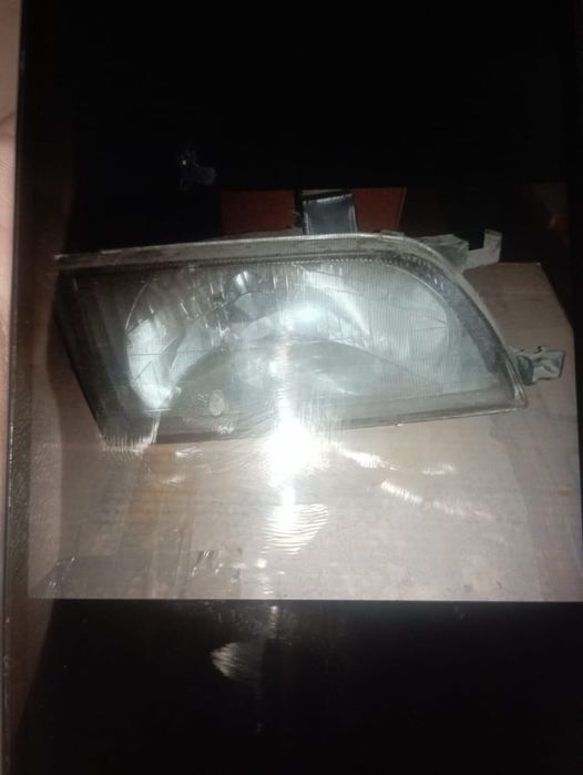 Продам фару на toyota tercel