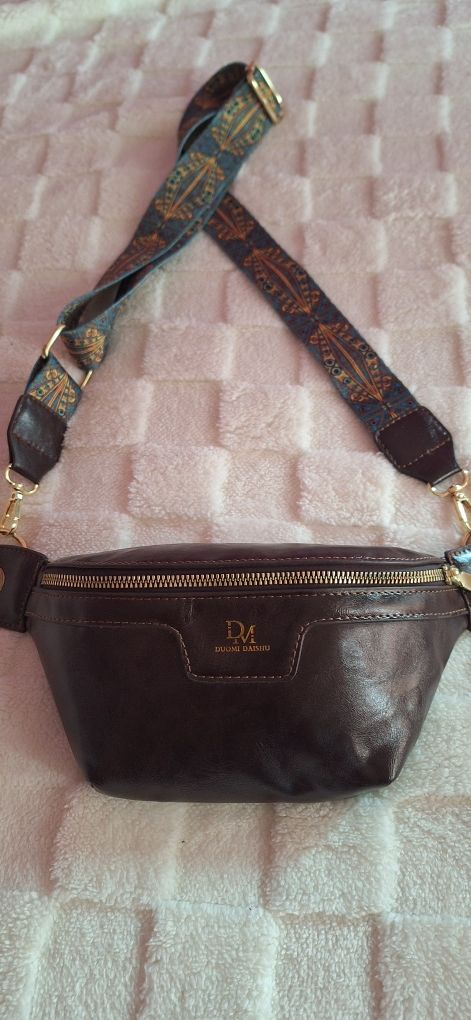 Geanta crossbody Duomi Daishu!